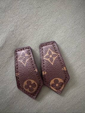 Accessorize Monogrammed Brown & Tan Leather Key/Card Holder Accents